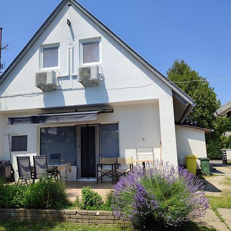Aranyharmat Apartman Balatonlelle Zewnętrze zdjęcie